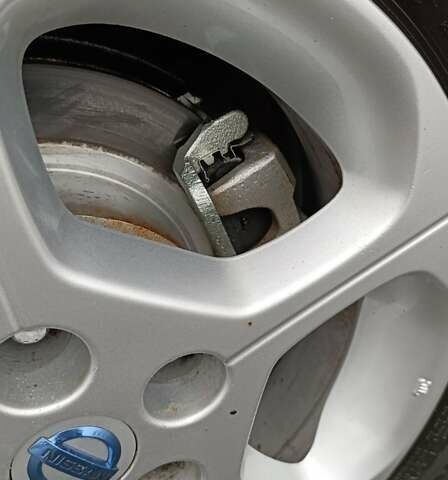 Синий Ниссан Лиф, объемом двигателя 0 л и пробегом 120 тыс. км за 4650 $, фото 8 на Automoto.ua