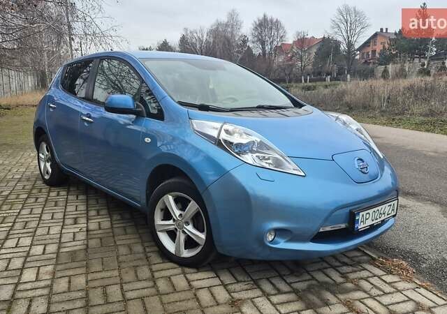 Синий Ниссан Лиф, объемом двигателя 0 л и пробегом 118 тыс. км за 4900 $, фото 7 на Automoto.ua