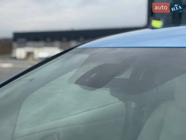 Синий Ниссан Лиф, объемом двигателя 0 л и пробегом 138 тыс. км за 4700 $, фото 9 на Automoto.ua