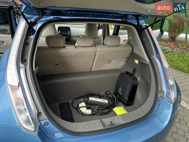 Синій Ніссан Ліф, об'ємом двигуна 0 л та пробігом 63 тис. км за 5500 $, фото 21 на Automoto.ua