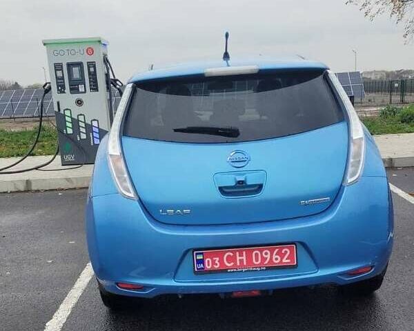 Синий Ниссан Лиф, объемом двигателя 0 л и пробегом 100 тыс. км за 3600 $, фото 8 на Automoto.ua