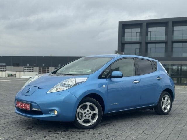 Синий Ниссан Лиф, объемом двигателя 0 л и пробегом 138 тыс. км за 4700 $, фото 10 на Automoto.ua