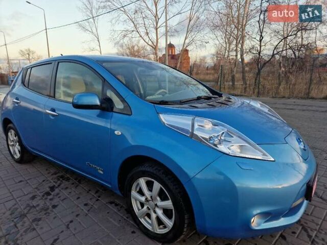 Синий Ниссан Лиф, объемом двигателя 0 л и пробегом 112 тыс. км за 5850 $, фото 3 на Automoto.ua