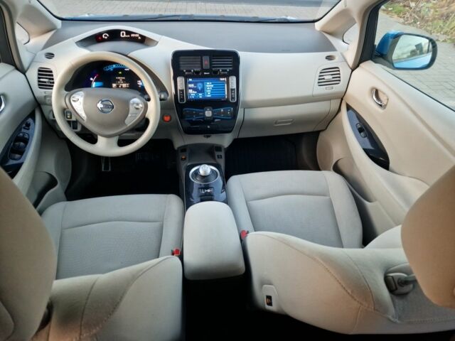 Синий Ниссан Лиф, объемом двигателя 0 л и пробегом 112 тыс. км за 5850 $, фото 16 на Automoto.ua