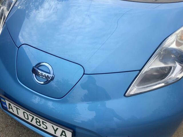 Синий Ниссан Лиф, объемом двигателя 0 л и пробегом 182 тыс. км за 4700 $, фото 1 на Automoto.ua