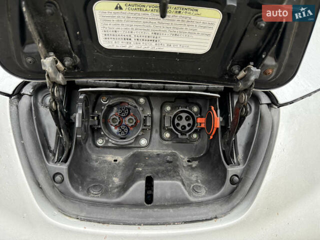 Синій Ніссан Ліф, об'ємом двигуна 0 л та пробігом 92 тис. км за 4990 $, фото 20 на Automoto.ua
