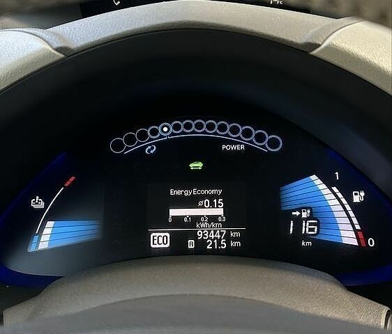 Синий Ниссан Лиф, объемом двигателя 0 л и пробегом 94 тыс. км за 5520 $, фото 9 на Automoto.ua