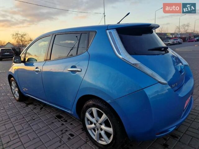 Синий Ниссан Лиф, объемом двигателя 0 л и пробегом 112 тыс. км за 5850 $, фото 10 на Automoto.ua