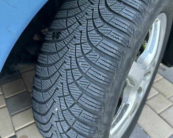 Синій Ніссан Ліф, об'ємом двигуна 0 л та пробігом 140 тис. км за 5500 $, фото 5 на Automoto.ua