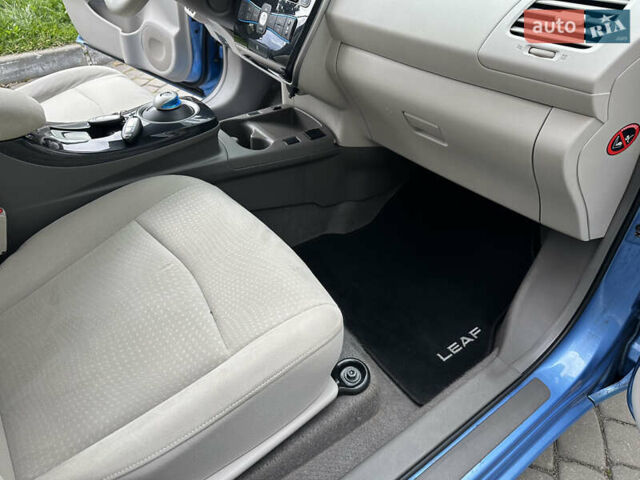 Синій Ніссан Ліф, об'ємом двигуна 0 л та пробігом 63 тис. км за 5500 $, фото 14 на Automoto.ua