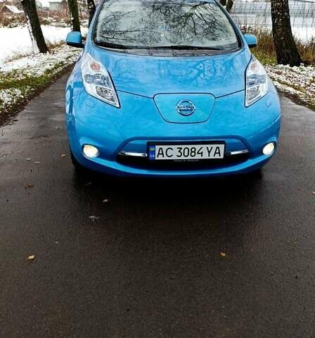 Синий Ниссан Лиф, объемом двигателя 0 л и пробегом 120 тыс. км за 4650 $, фото 1 на Automoto.ua