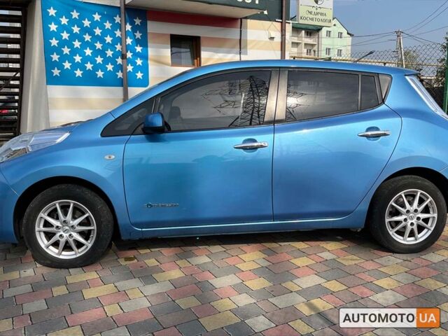 Синій Ніссан Ліф, об'ємом двигуна 25 л та пробігом 135 тис. км за 6400 $, фото 3 на Automoto.ua