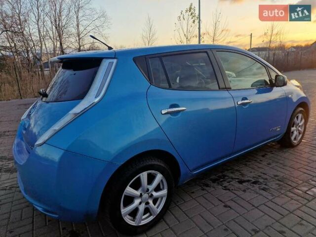 Синий Ниссан Лиф, объемом двигателя 0 л и пробегом 112 тыс. км за 5850 $, фото 9 на Automoto.ua