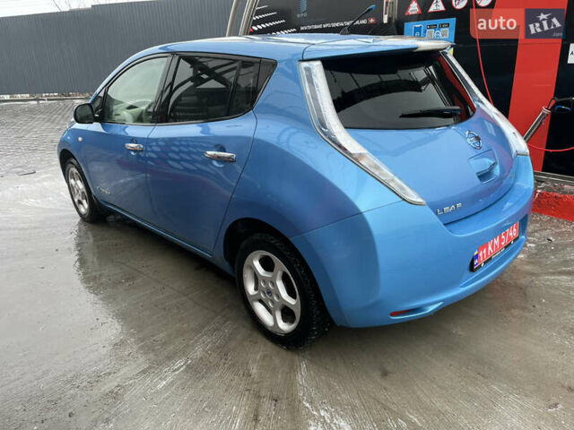 Синий Ниссан Лиф, объемом двигателя 0 л и пробегом 107 тыс. км за 4350 $, фото 8 на Automoto.ua