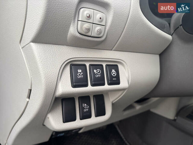 Синій Ніссан Ліф, об'ємом двигуна 0 л та пробігом 149 тис. км за 4999 $, фото 20 на Automoto.ua