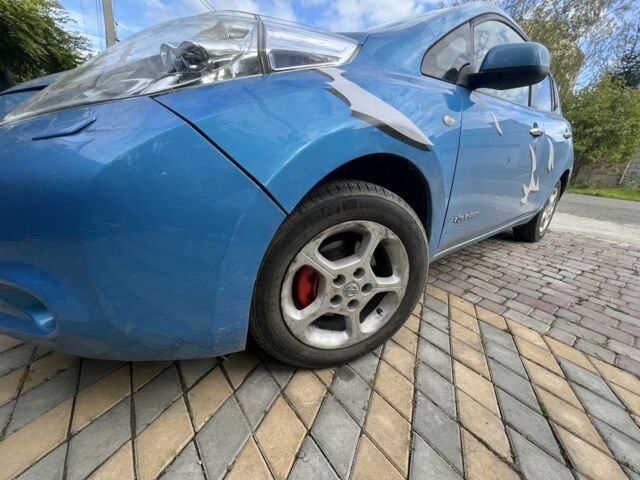 Синій Ніссан Ліф, об'ємом двигуна 0 л та пробігом 150 тис. км за 5616 $, фото 2 на Automoto.ua
