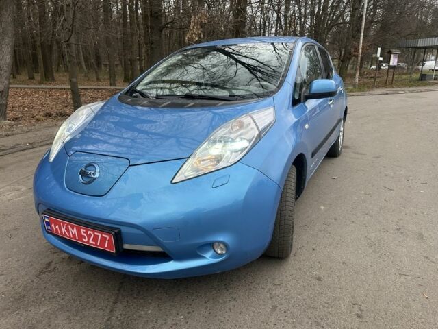 Синий Ниссан Лиф, объемом двигателя 0 л и пробегом 98 тыс. км за 4299 $, фото 18 на Automoto.ua