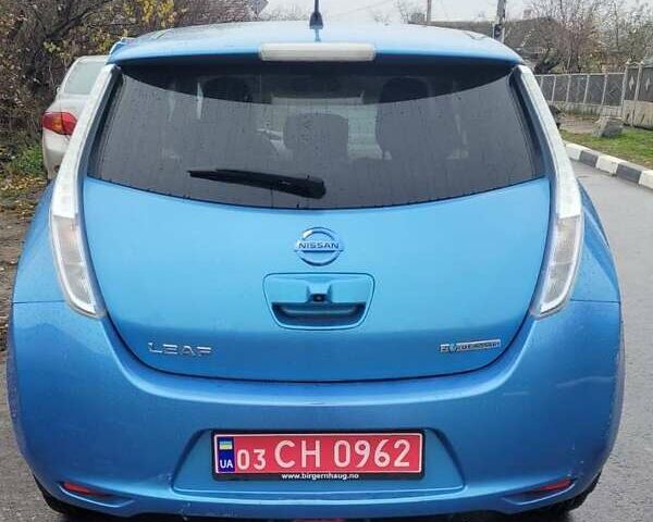 Синий Ниссан Лиф, объемом двигателя 0 л и пробегом 100 тыс. км за 3600 $, фото 9 на Automoto.ua