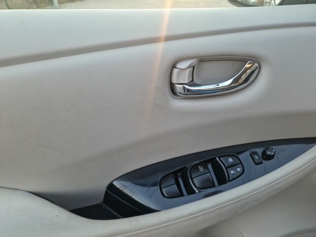 Синий Ниссан Лиф, объемом двигателя 0 л и пробегом 112 тыс. км за 5850 $, фото 12 на Automoto.ua