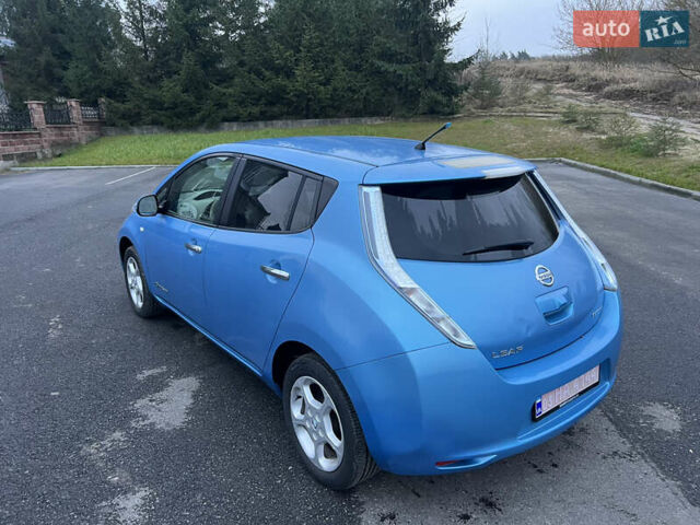 Синій Ніссан Ліф, об'ємом двигуна 0 л та пробігом 160 тис. км за 4600 $, фото 5 на Automoto.ua