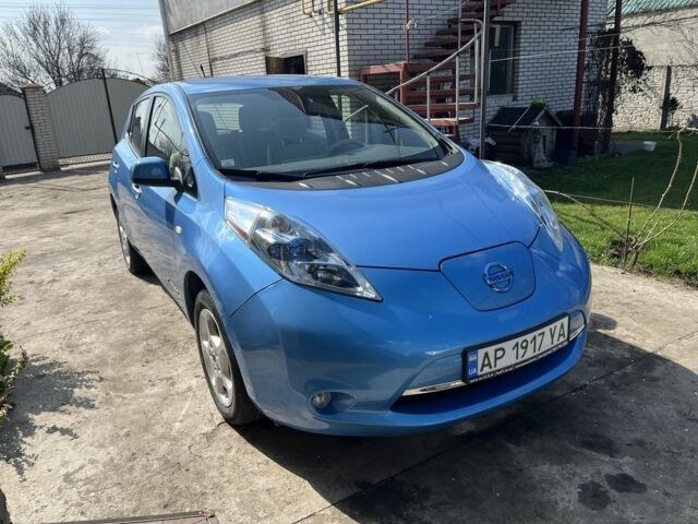 Синий Ниссан Лиф, объемом двигателя 0 л и пробегом 156 тыс. км за 4600 $, фото 2 на Automoto.ua