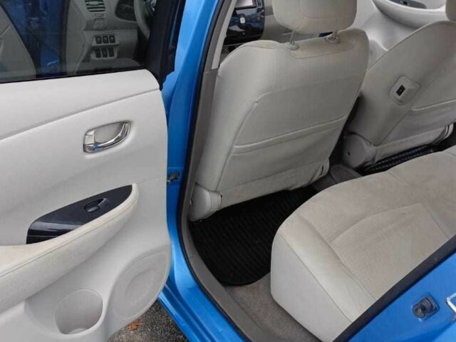 Синий Ниссан Лиф, объемом двигателя 0 л и пробегом 115 тыс. км за 5850 $, фото 13 на Automoto.ua