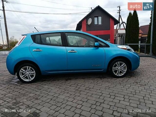 Синий Ниссан Лиф, объемом двигателя 0 л и пробегом 130 тыс. км за 5899 $, фото 5 на Automoto.ua