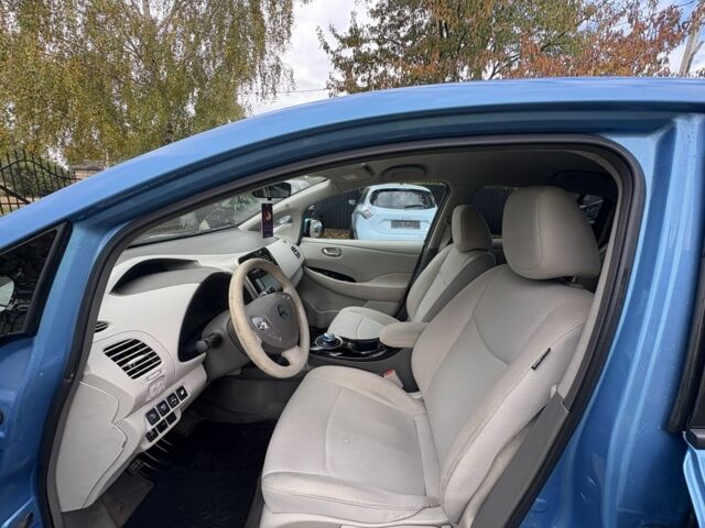 Синій Ніссан Ліф, об'ємом двигуна 0 л та пробігом 103 тис. км за 4900 $, фото 19 на Automoto.ua