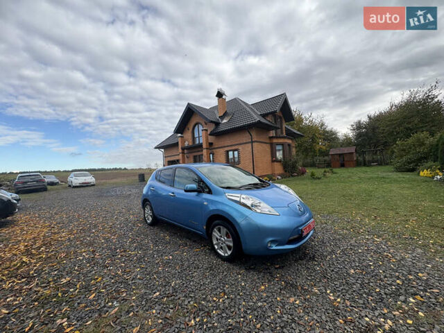 Синий Ниссан Лиф, объемом двигателя 0 л и пробегом 103 тыс. км за 4900 $, фото 13 на Automoto.ua