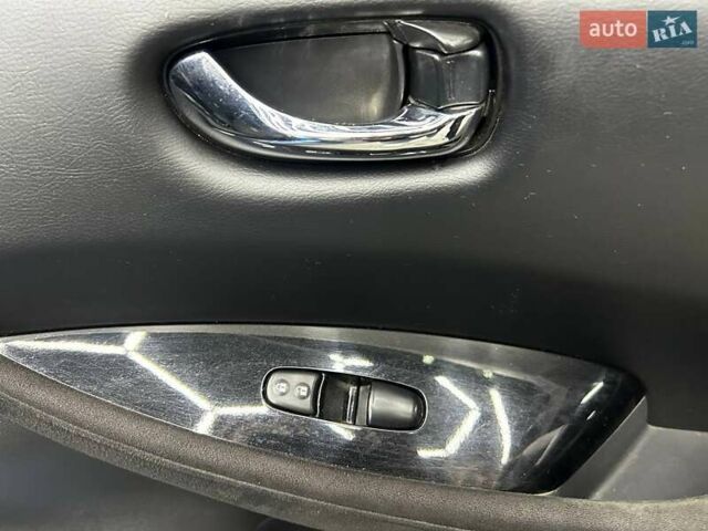 Ниссан Лиф 2013 в Черновцах на Automoto.ua Синий Ниссан Лиф, объемом двигателя 0 л и пробегом 130 тыс. км за 6000 $, фото 6 на Automoto.ua