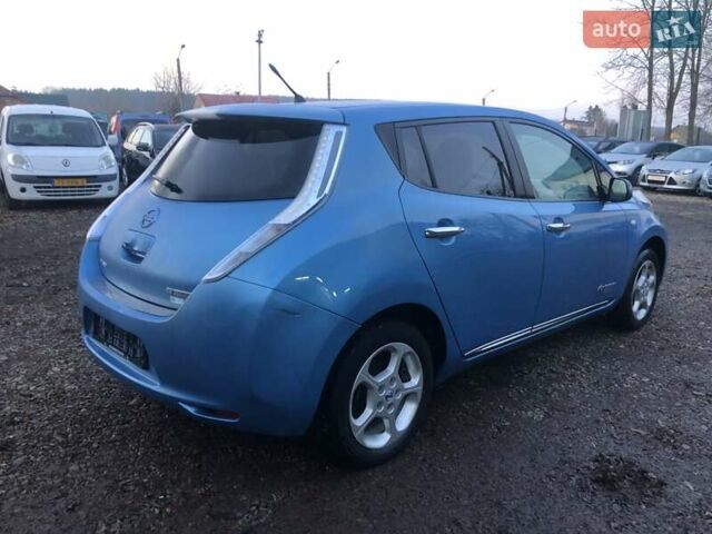Синий Ниссан Лиф, объемом двигателя 0 л и пробегом 73 тыс. км за 4500 $, фото 10 на Automoto.ua