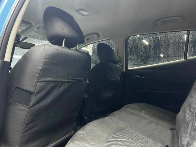 Ніссан Ліф 2013 у Чернівцях на Automoto.ua Синій Ніссан Ліф, об'ємом двигуна 0 л та пробігом 130 тис. км за 6000 $, фото 15 на Automoto.ua