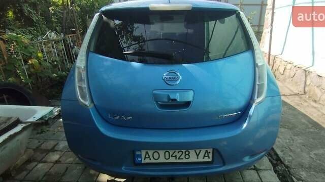 Синий Ниссан Лиф, объемом двигателя 0 л и пробегом 395 тыс. км за 6500 $, фото 8 на Automoto.ua