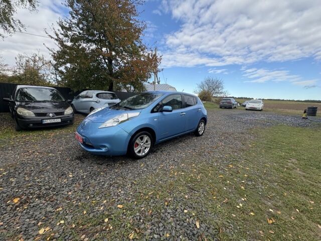 Синій Ніссан Ліф, об'ємом двигуна 0 л та пробігом 103 тис. км за 4900 $, фото 11 на Automoto.ua