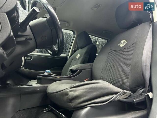 Ниссан Лиф 2013 в Черновцах на Automoto.ua Синий Ниссан Лиф, объемом двигателя 0 л и пробегом 130 тыс. км за 6000 $, фото 17 на Automoto.ua