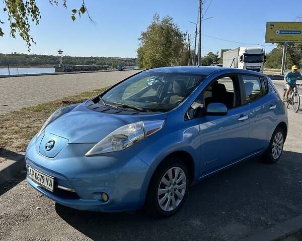 Синий Ниссан Лиф, объемом двигателя 0 л и пробегом 111 тыс. км за 6500 $, фото 64 на Automoto.ua