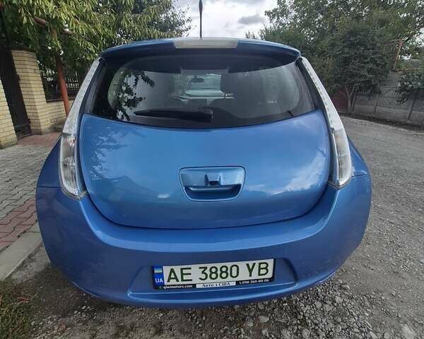 Синий Ниссан Лиф, объемом двигателя 0 л и пробегом 122 тыс. км за 7000 $, фото 13 на Automoto.ua