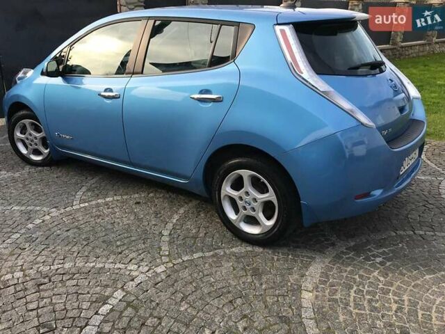 Синій Ніссан Ліф, об'ємом двигуна 0 л та пробігом 193 тис. км за 6000 $, фото 2 на Automoto.ua