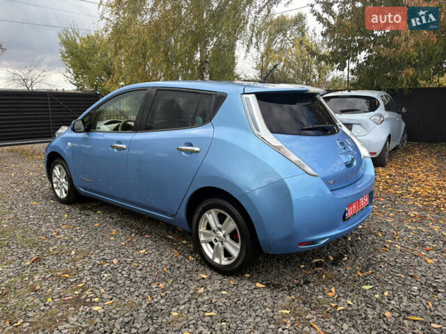 Синий Ниссан Лиф, объемом двигателя 0 л и пробегом 103 тыс. км за 4900 $, фото 7 на Automoto.ua