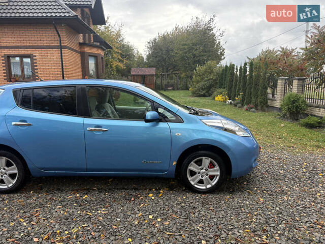 Синий Ниссан Лиф, объемом двигателя 0 л и пробегом 103 тыс. км за 4900 $, фото 3 на Automoto.ua