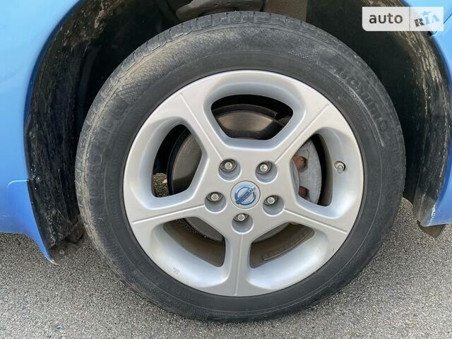 Синий Ниссан Лиф, объемом двигателя 0 л и пробегом 107 тыс. км за 5900 $, фото 11 на Automoto.ua