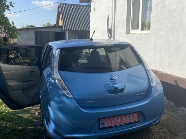 Синий Ниссан Лиф, объемом двигателя 0 л и пробегом 1 тыс. км за 4500 $, фото 7 на Automoto.ua
