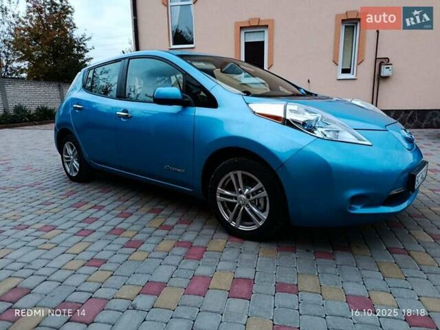 Синий Ниссан Лиф, объемом двигателя 0 л и пробегом 130 тыс. км за 5899 $, фото 12 на Automoto.ua