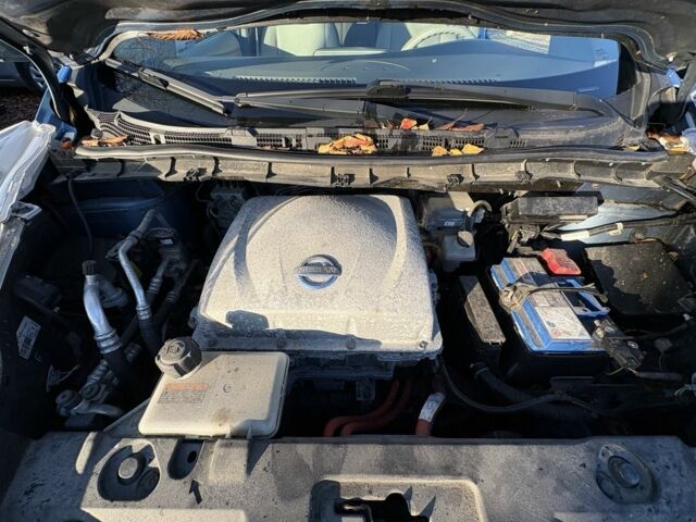 Синій Ніссан Ліф, об'ємом двигуна 0 л та пробігом 103 тис. км за 4800 $, фото 21 на Automoto.ua