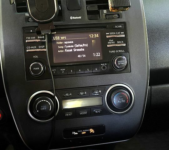 Синій Ніссан Ліф, об'ємом двигуна 60 л та пробігом 97 тис. км за 5700 $, фото 6 на Automoto.ua