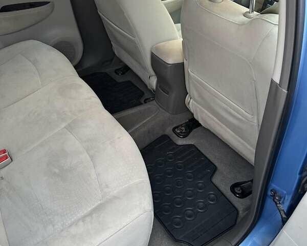 Синий Ниссан Лиф, объемом двигателя 0 л и пробегом 132 тыс. км за 5200 $, фото 4 на Automoto.ua