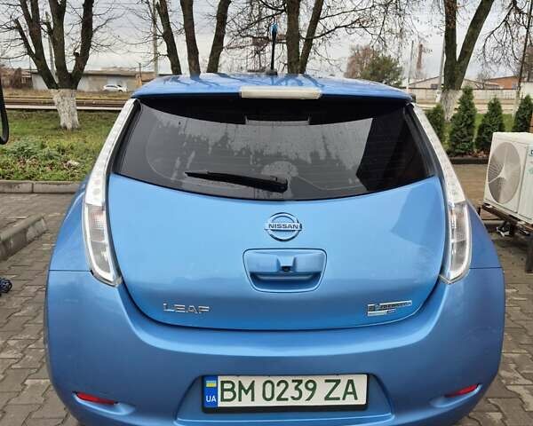 Синий Ниссан Лиф, объемом двигателя 0 л и пробегом 130 тыс. км за 6500 $, фото 3 на Automoto.ua