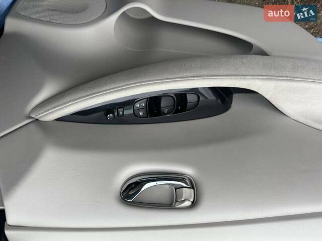 Синий Ниссан Лиф, объемом двигателя 0 л и пробегом 145 тыс. км за 5100 $, фото 15 на Automoto.ua