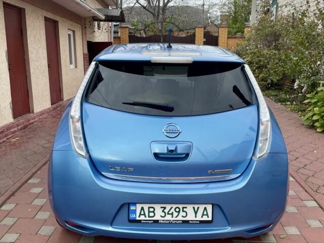 Ниссан Лиф 2013 в Виннице на Automoto.ua Синий Ниссан Лиф, объемом двигателя 0 л и пробегом 163 тыс. км за 7000 $, фото 2 на Automoto.ua