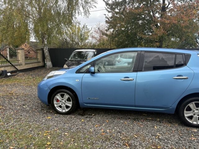 Синій Ніссан Ліф, об'ємом двигуна 0 л та пробігом 103 тис. км за 4900 $, фото 9 на Automoto.ua